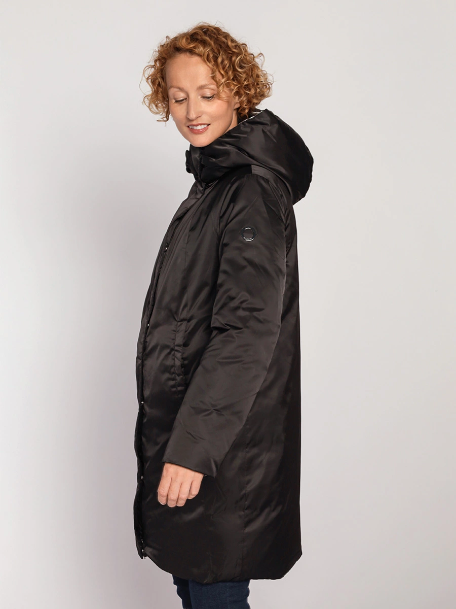 Пуховик двусторонний на натуральном пуху с капюшоном